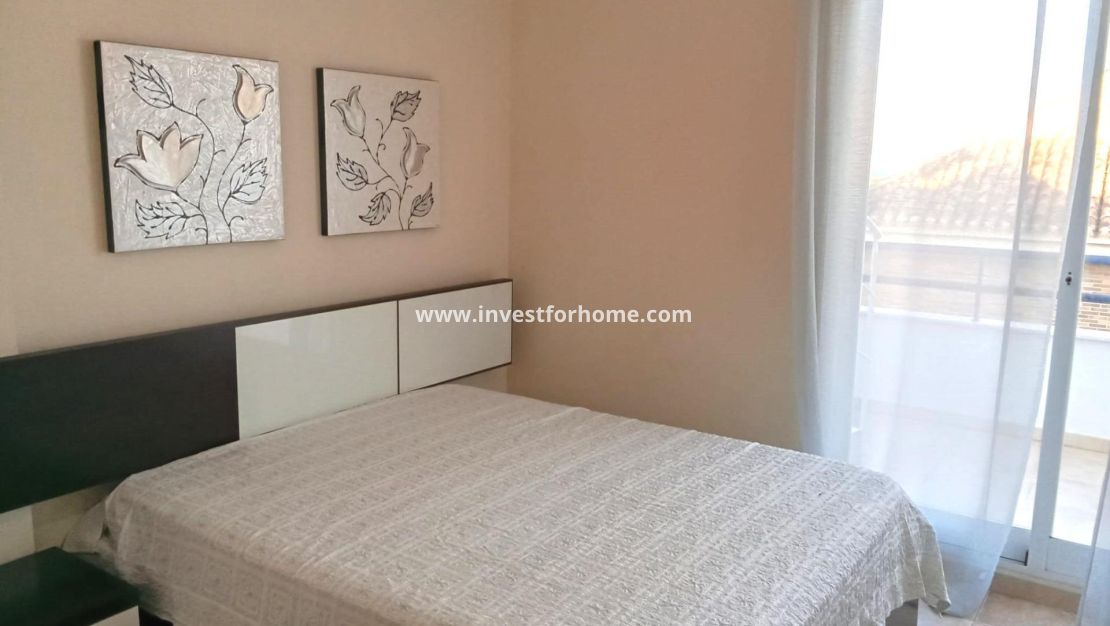 Sale - Apartment - Torrevieja - La Veleta