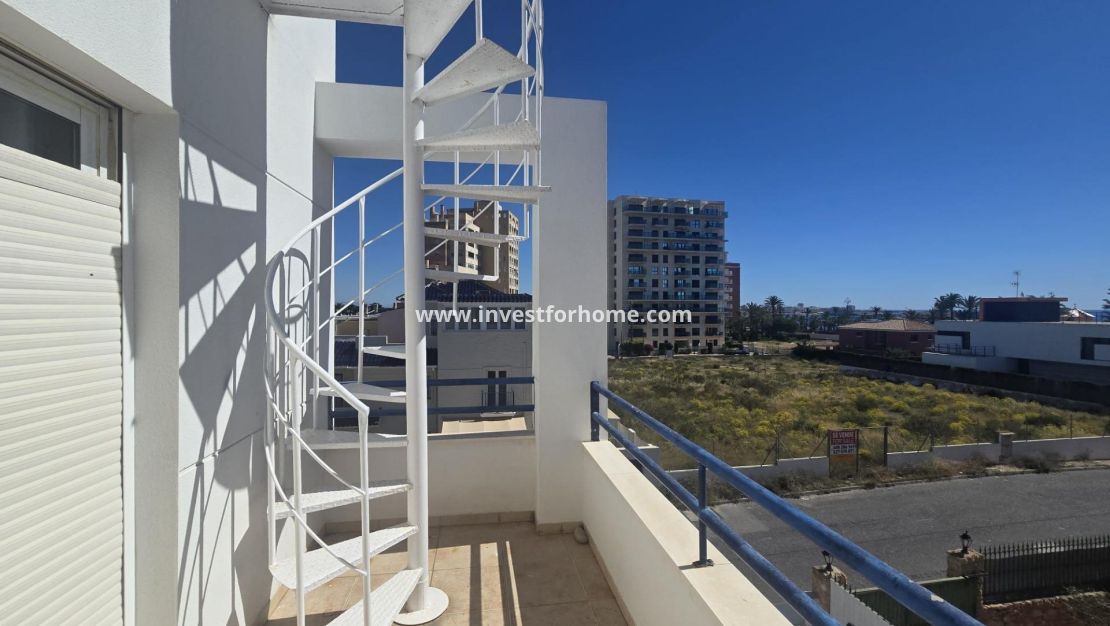 Sale - Apartment - Torrevieja - La Veleta