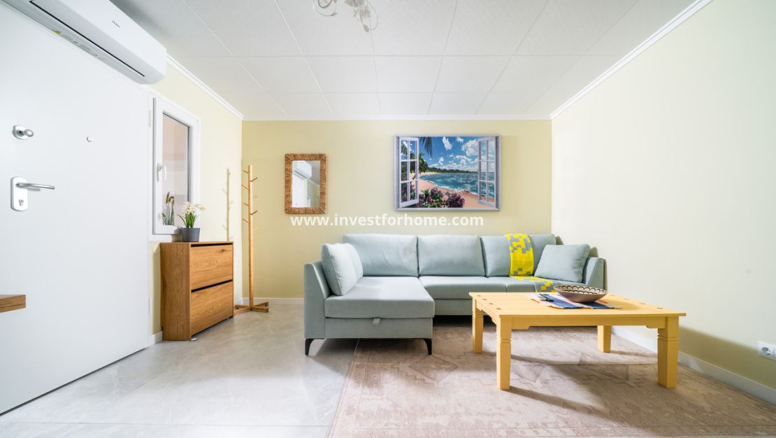 Sale - Apartment - Torrevieja - La Veleta