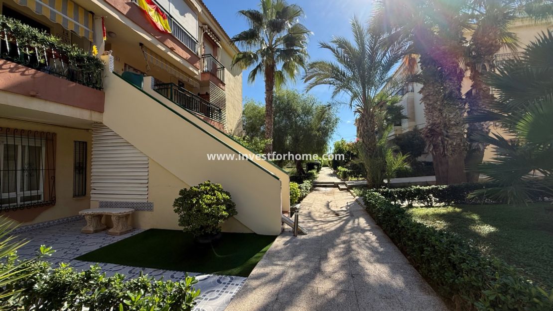 Sale - Apartment - Torrevieja - La veleta