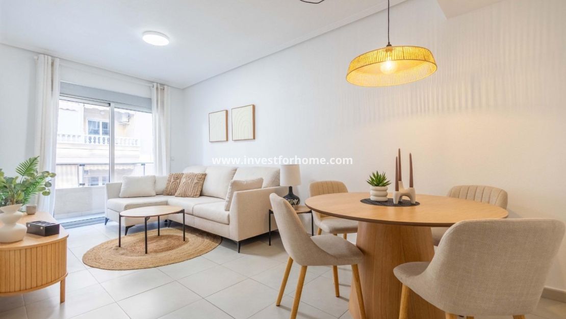 Sale - Apartment - Torrevieja - Las Calas