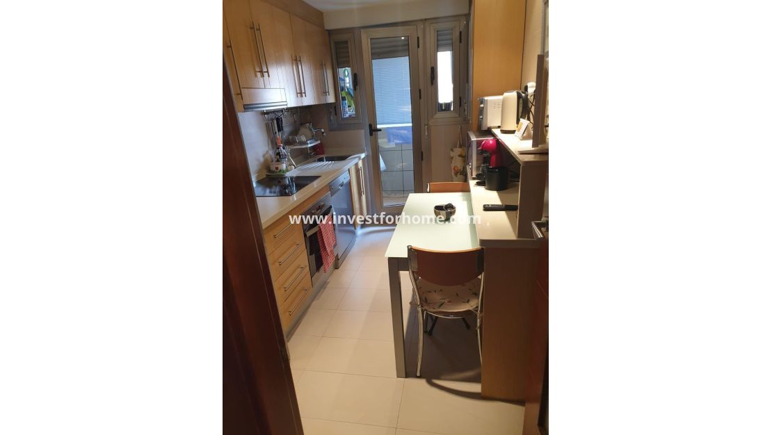 Sale - Apartment - Torrevieja - Las Piscinas Naturales