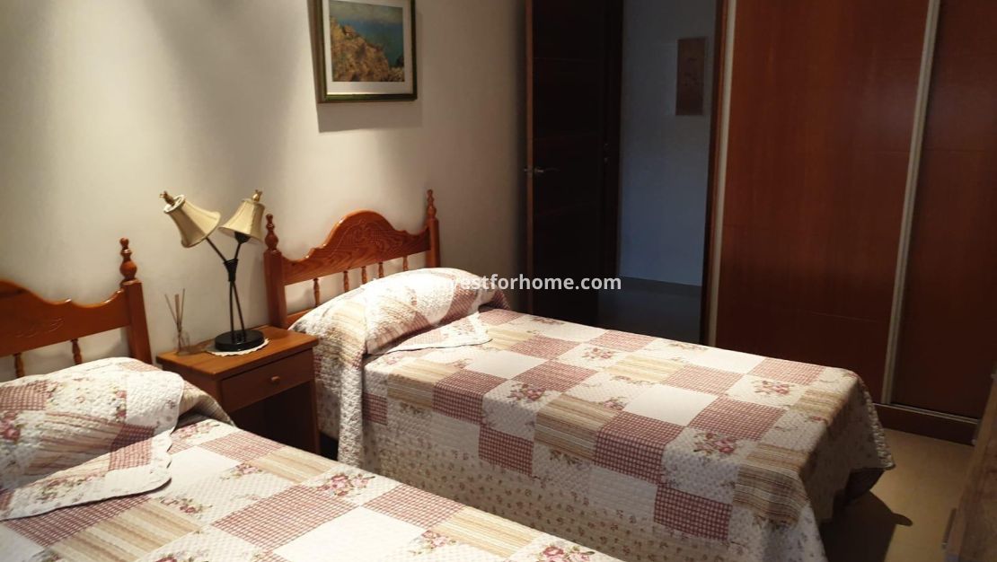 Sale - Apartment - Torrevieja - Las Piscinas Naturales