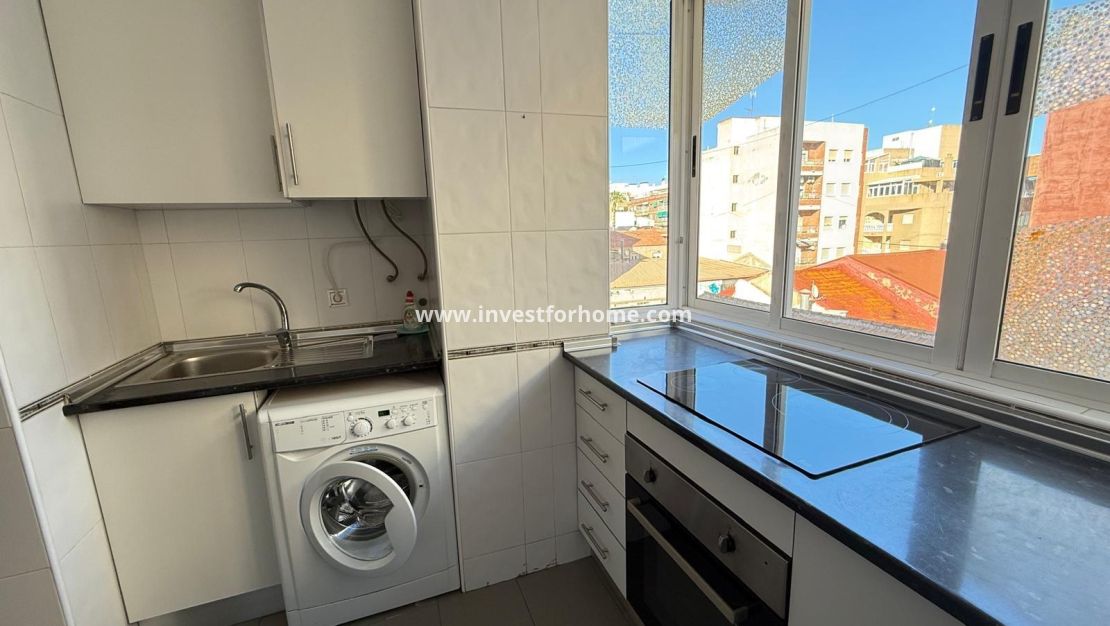 Sale - Apartment - Torrevieja - Las Piscinas Naturales