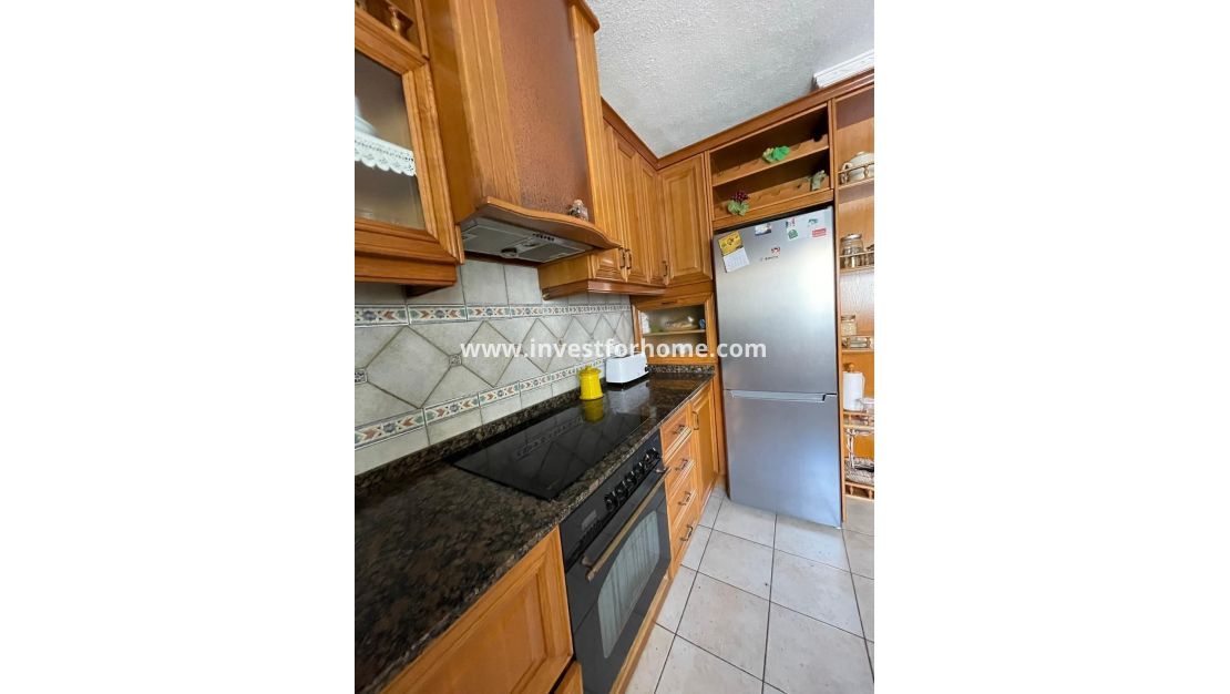 Sale - Apartment - Torrevieja - Las Piscinas Naturales