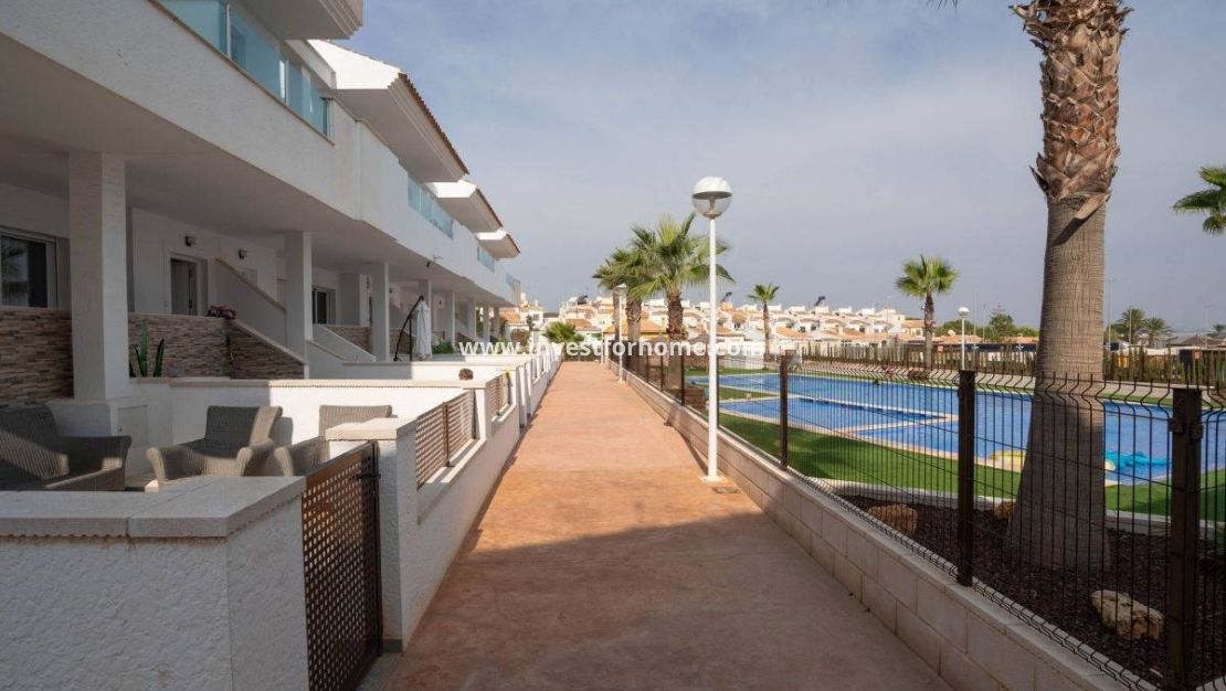 Sale - Apartment - Torrevieja - Los Balcones - Los Altos Del Edén