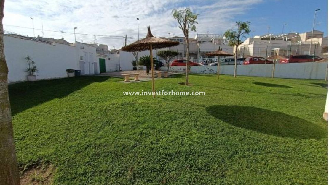 Sale - Apartment - Torrevieja - Los Balcones