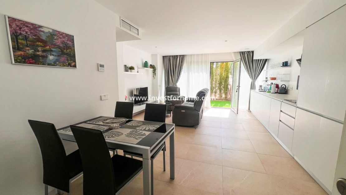 Sale - Apartment - Torrevieja - Los Balcones