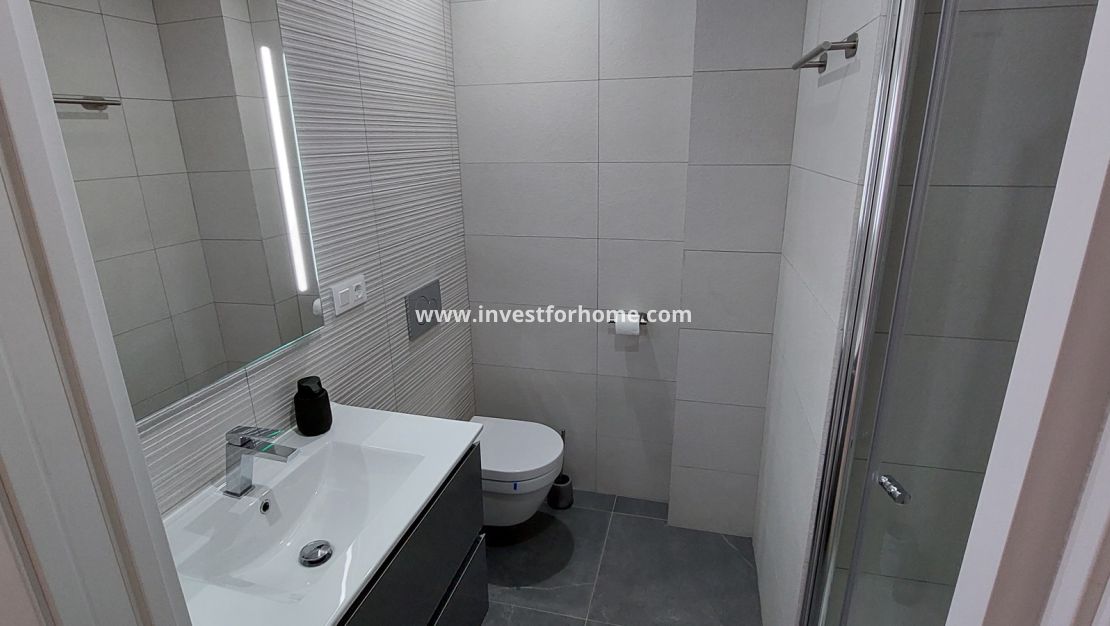 Sale - Apartment - Torrevieja - Los Balcones