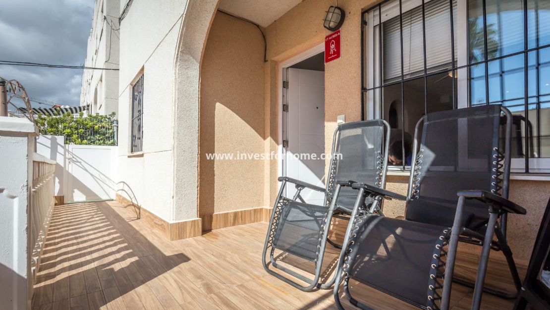 Sale - Apartment - Torrevieja - Los Balcones