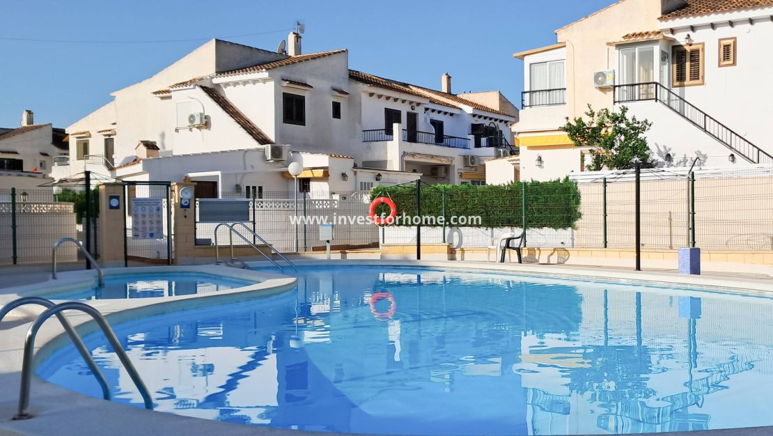 Sale - Apartment - Torrevieja - Nueva Torrevieja - Aguas Nuevas
