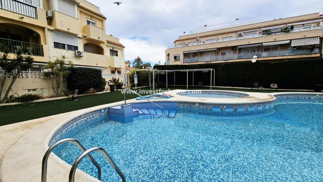 Sale - Apartment - Torrevieja - Nueva Torrevieja - Aguas Nuevas