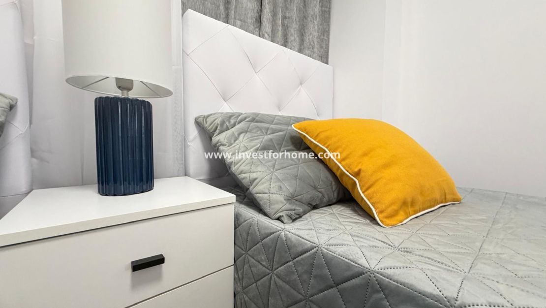 Sale - Apartment - Torrevieja - Nueva Torrevieja - Aguas Nuevas