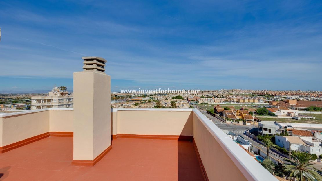 Sale - Apartment - Torrevieja - Nueva Torrevieja - Aguas Nuevas
