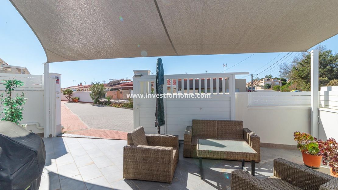 Sale - Apartment - Torrevieja - Nueva Torrevieja - Aguas Nuevas