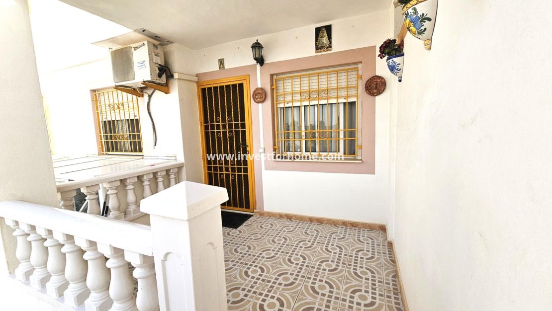 Sale - Apartment - Torrevieja - Parque Las Naciones