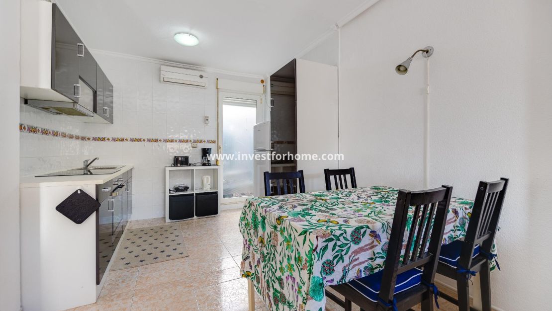 Sale - Apartment - Torrevieja - Parque Las Naciones