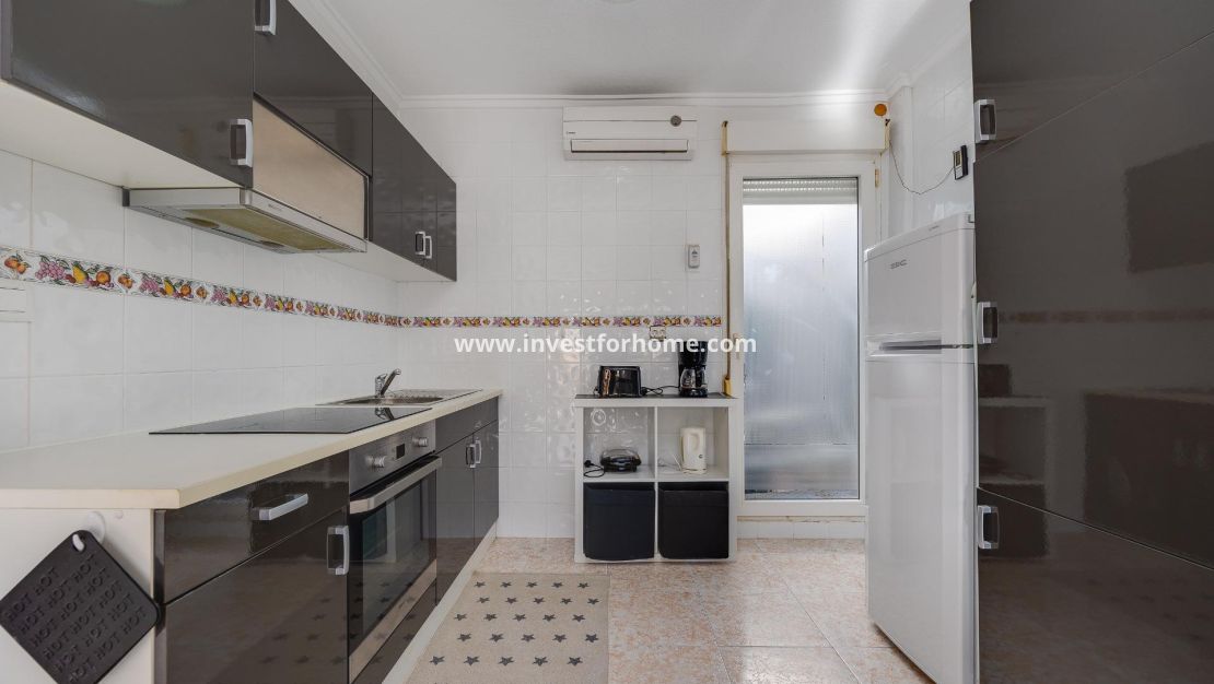 Sale - Apartment - Torrevieja - Parque Las Naciones