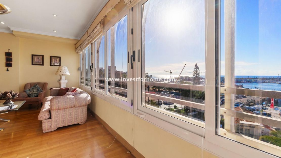 Sale - Apartment - Torrevieja - Piscinas naturales