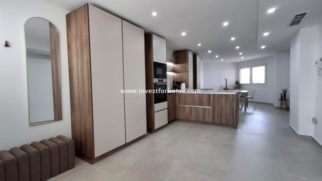 Sale - Apartment - Torrevieja - Playa Acequion