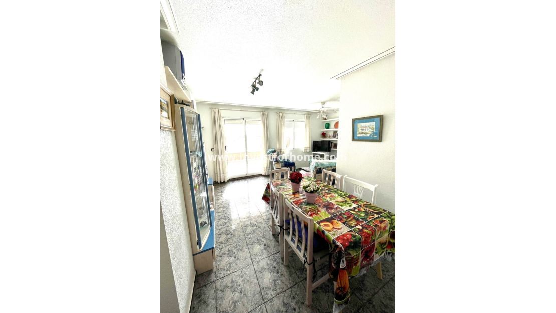 Sale - Apartment - Torrevieja - Playa de cura