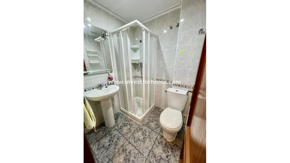 Sale - Apartment - Torrevieja - Playa de cura