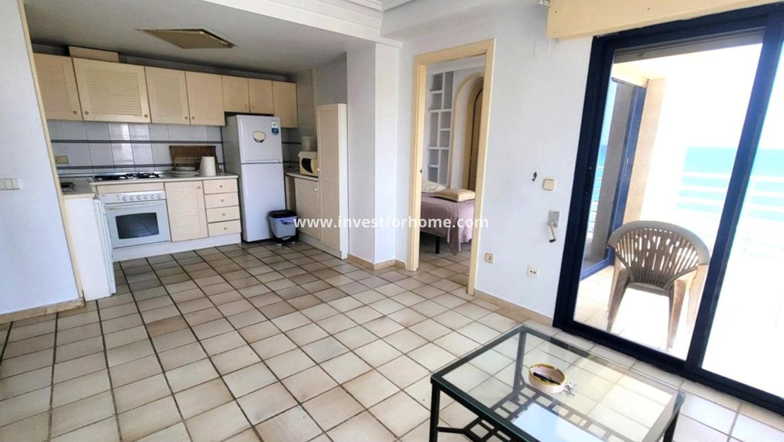 Sale - Apartment - Torrevieja - Playa De La Mata