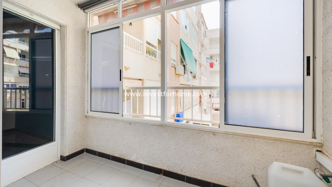 Sale - Apartment - Torrevieja - Playa de Los Locos-Curva del Palangre