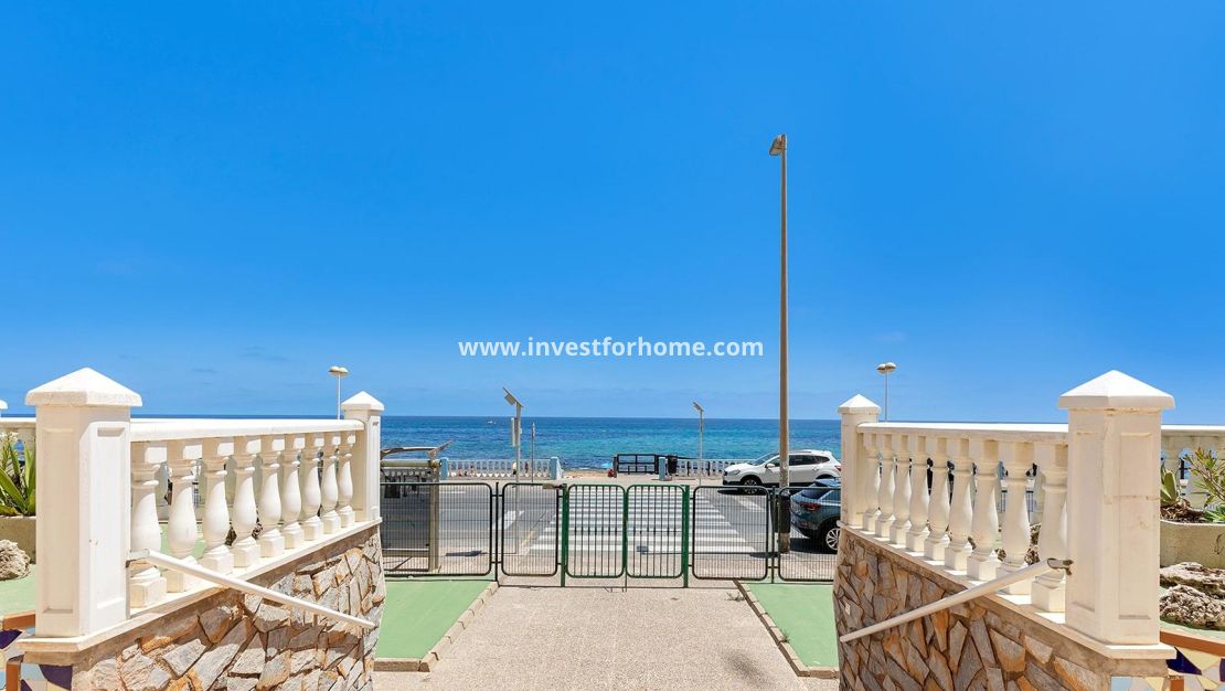 Sale - Apartment - Torrevieja - Playa de los Locos