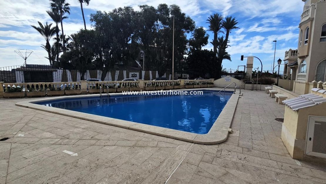 Sale - Apartment - Torrevieja - Playa de los Locos