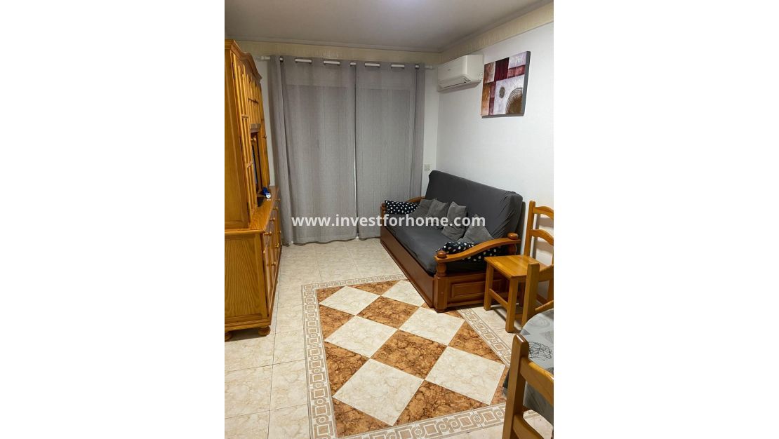 Sale - Apartment - Torrevieja - Playa de los Locos