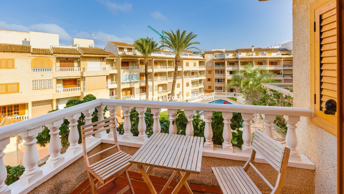 Sale - Apartment - Torrevieja - Playa de los Locos