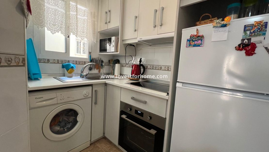 Sale - Apartment - Torrevieja - Playa de los Locos