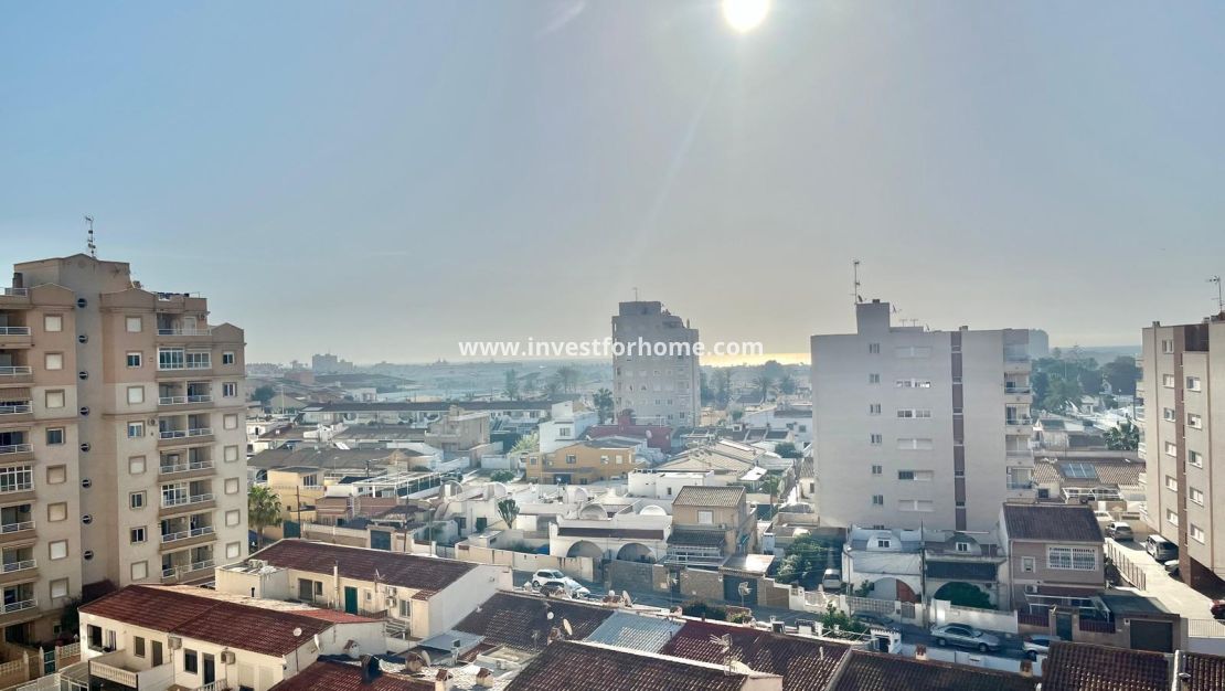 Sale - Apartment - Torrevieja - Playa de los Locos
