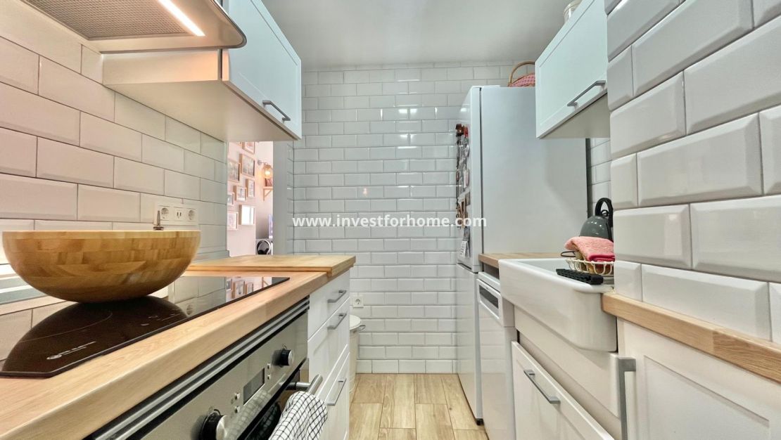 Sale - Apartment - Torrevieja - Playa de los Locos