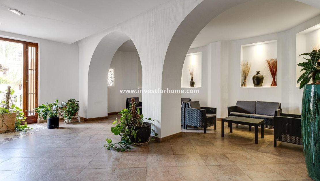 Sale - Apartment - Torrevieja - Playa de los Locos