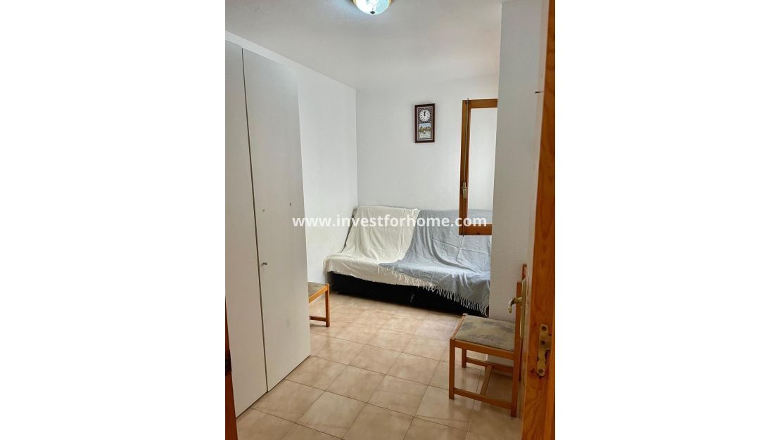 Sale - Apartment - Torrevieja - Playa de los Locos