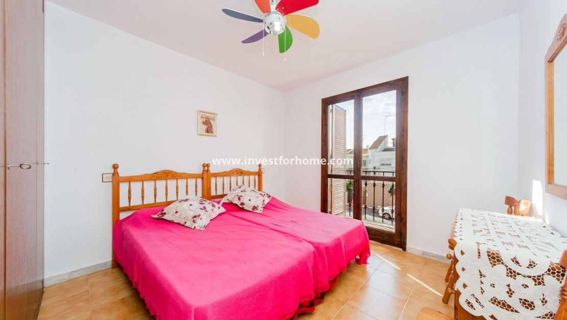 Sale - Apartment - Torrevieja - Playa de los Locos