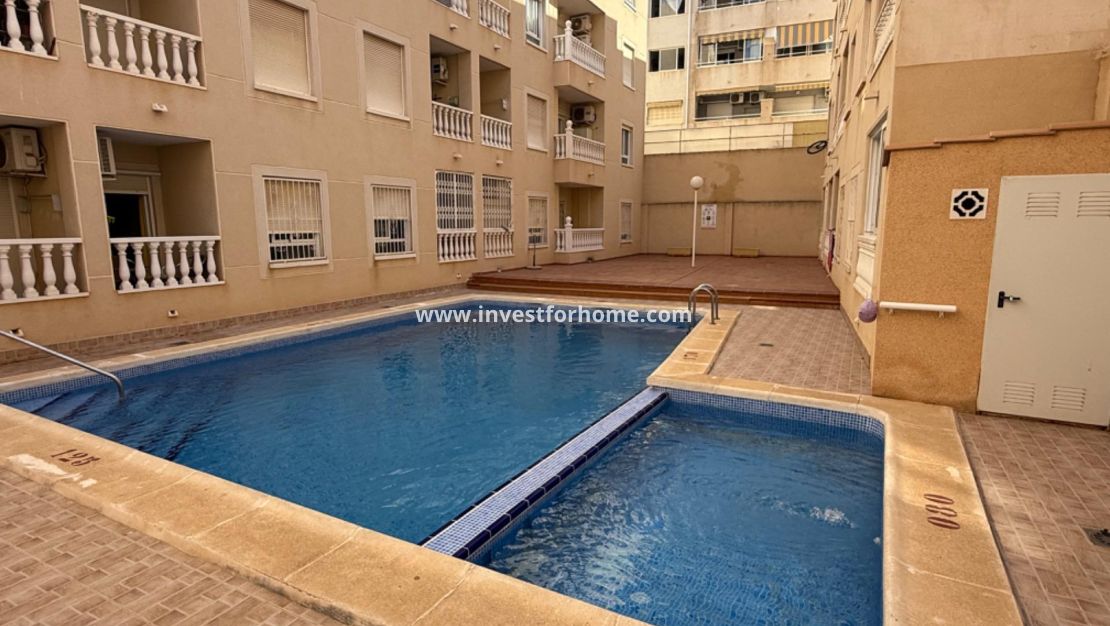 Sale - Apartment - Torrevieja - Playa de los Locos
