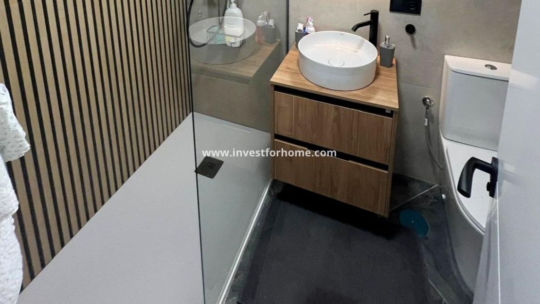 Sale - Apartment - Torrevieja - Playa de los Locos