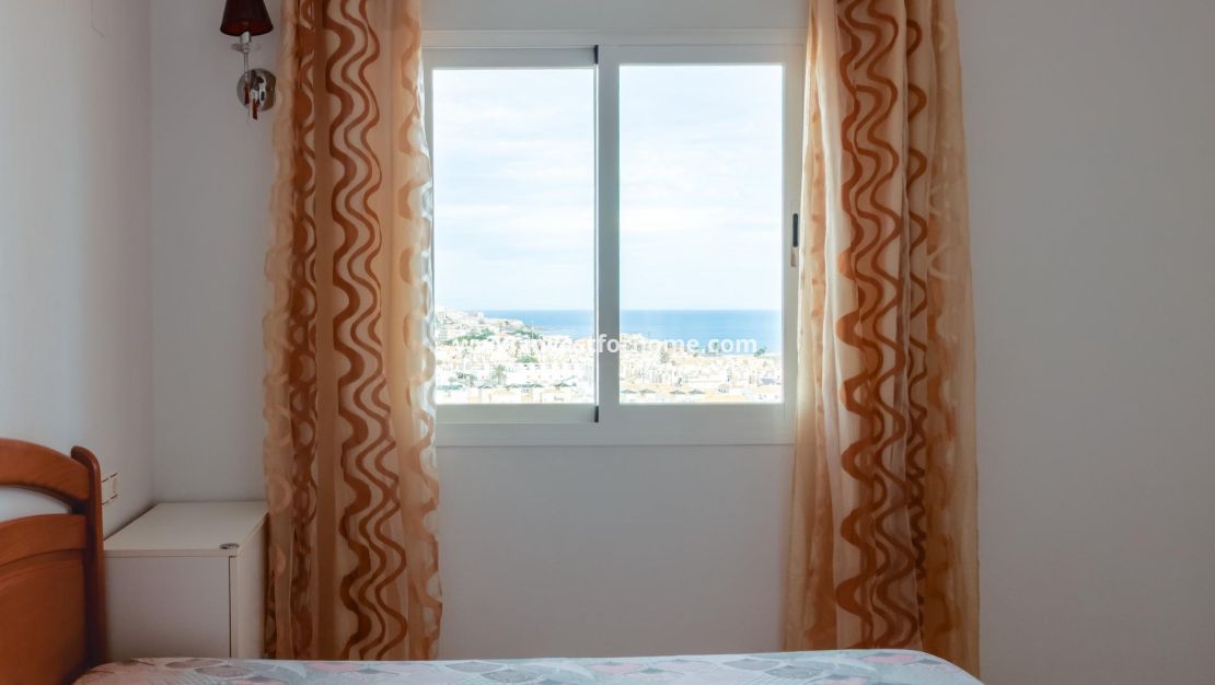 Sale - Apartment - Torrevieja - Playa de los Locos