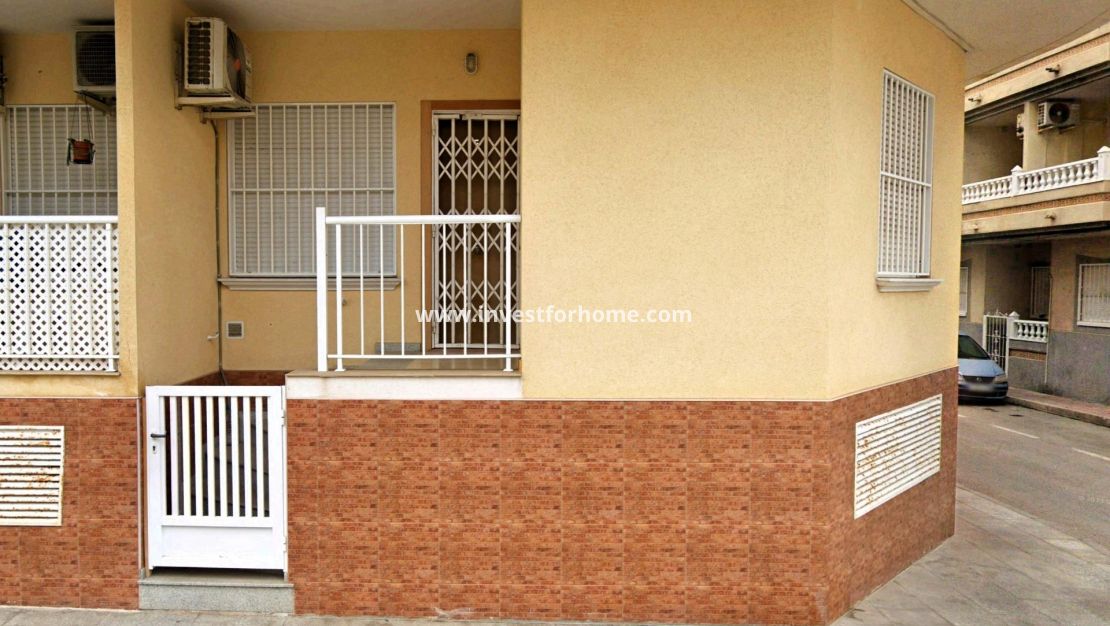 Sale - Apartment - Torrevieja - Playa de los Locos