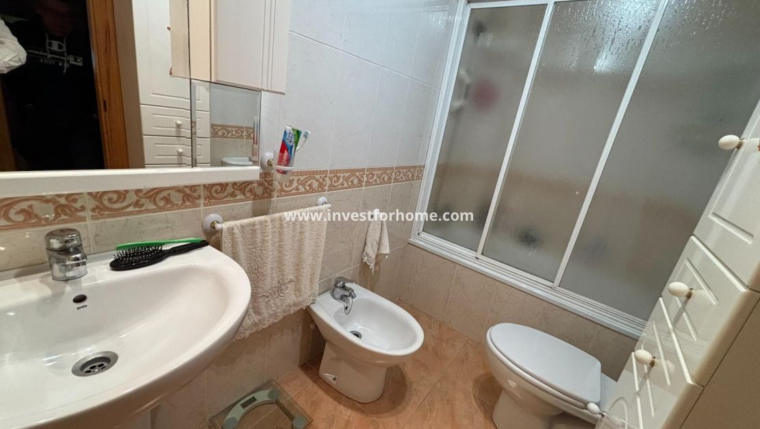 Sale - Apartment - Torrevieja - Playa de los Locos