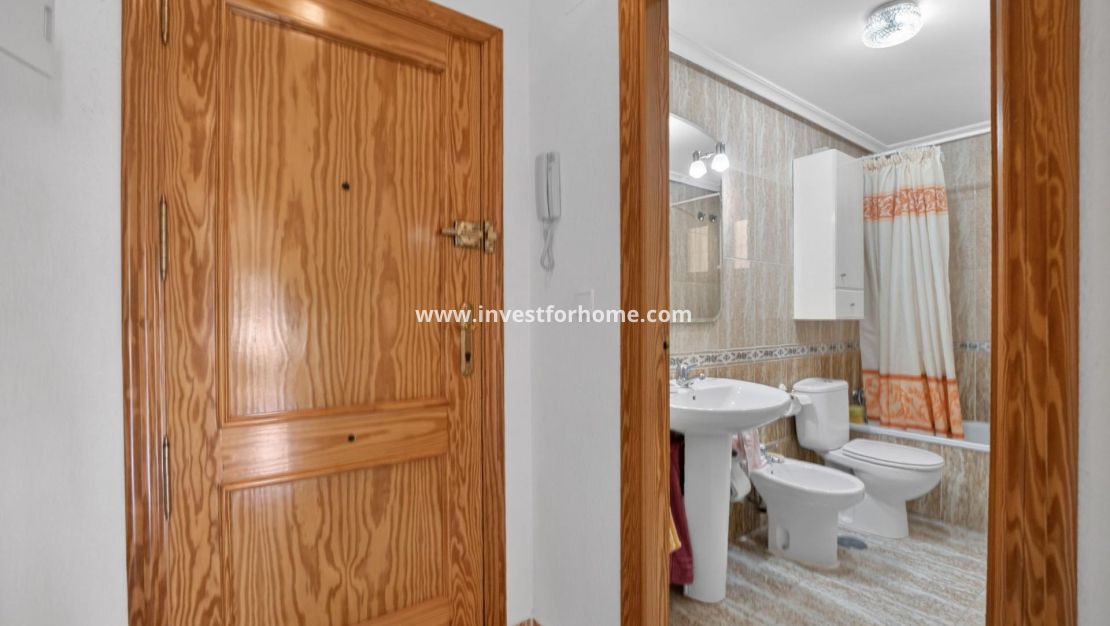 Sale - Apartment - Torrevieja - Playa de los Locos
