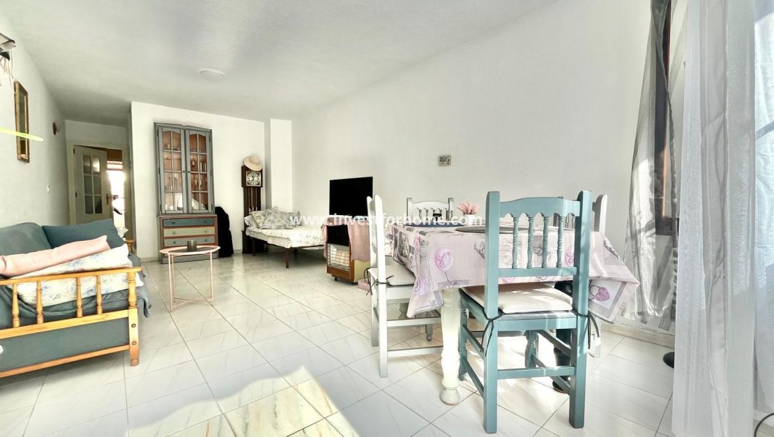 Sale - Apartment - Torrevieja - Playa de los Locos