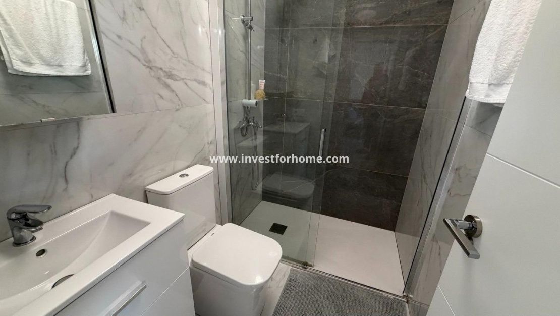 Sale - Apartment - Torrevieja - Playa de los Locos