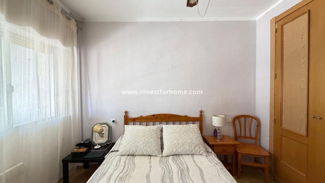 Sale - Apartment - Torrevieja - Playa de los Locos