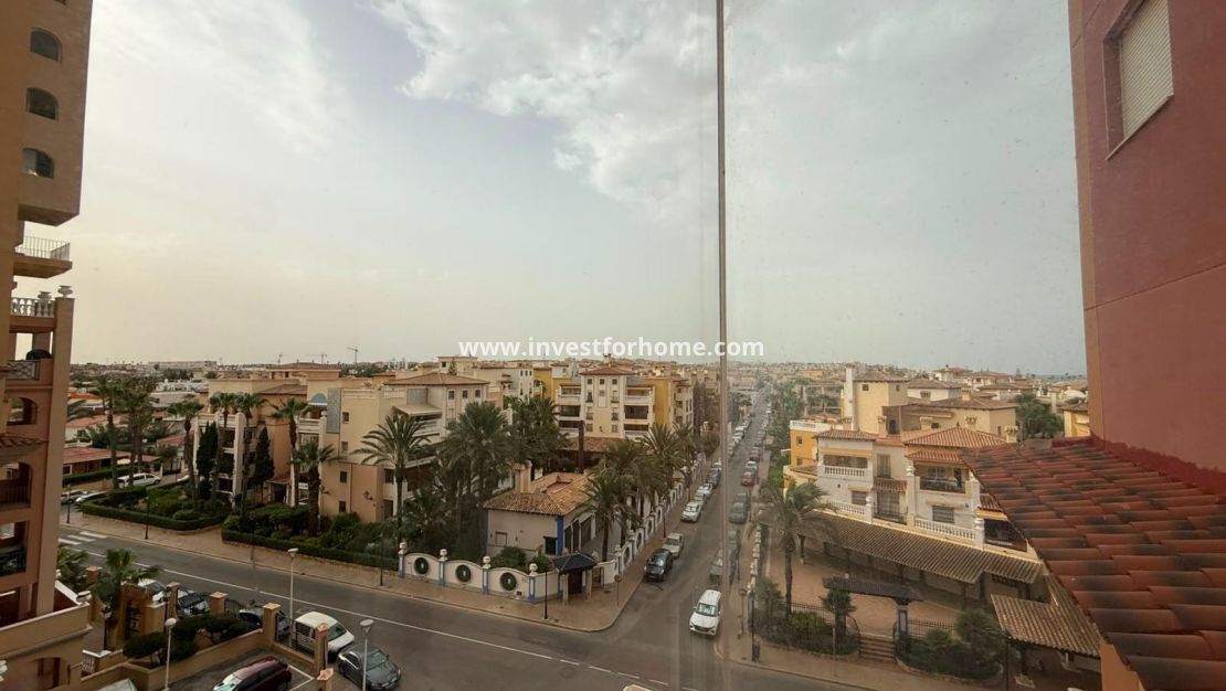 Sale - Apartment - Torrevieja - Playa de los Locos