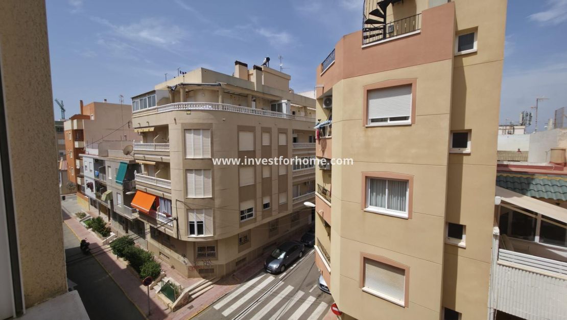 Sale - Apartment - Torrevieja - Playa de los Locos