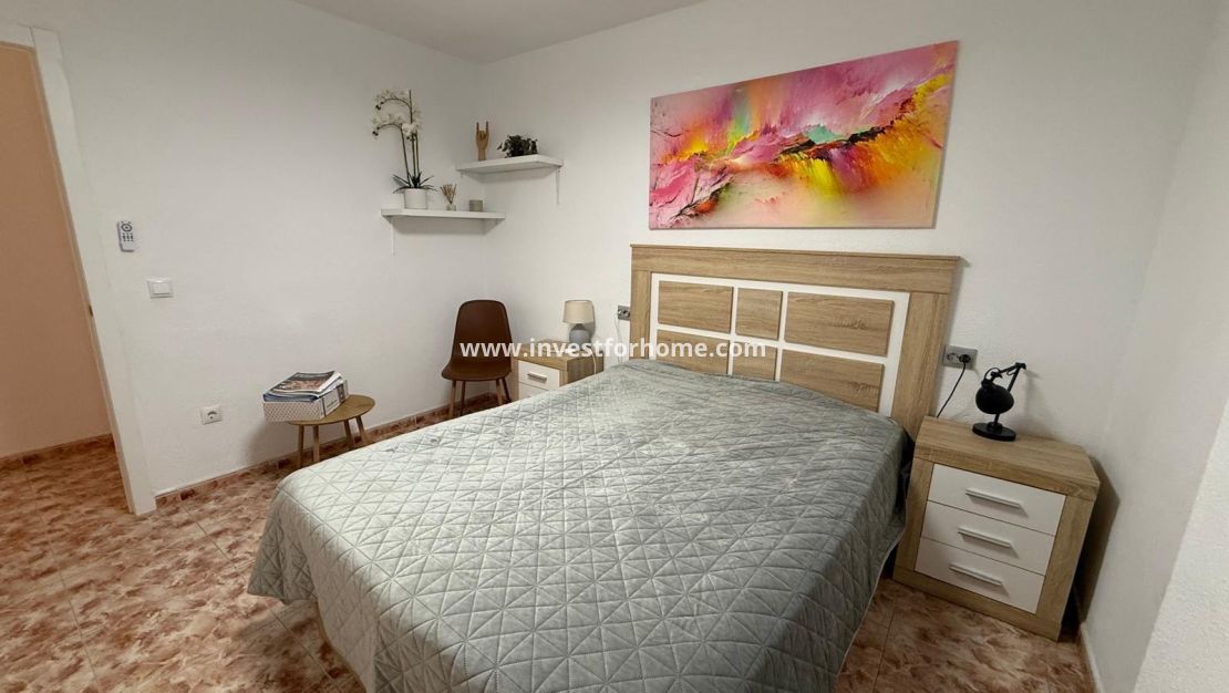 Sale - Apartment - Torrevieja - Playa de los Locos